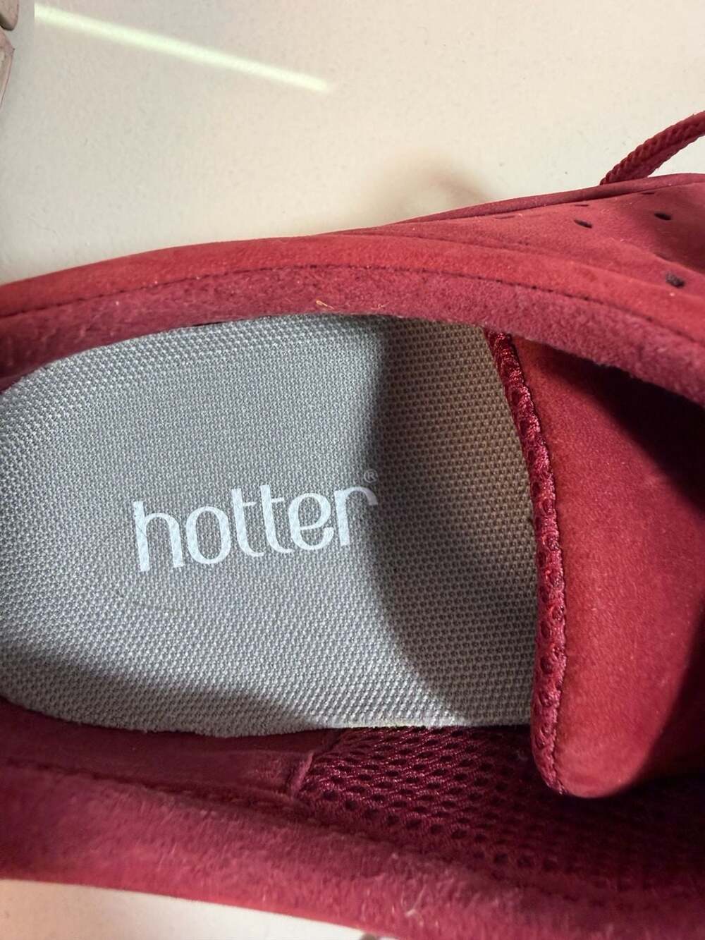 hotter - Picture 2 of 8